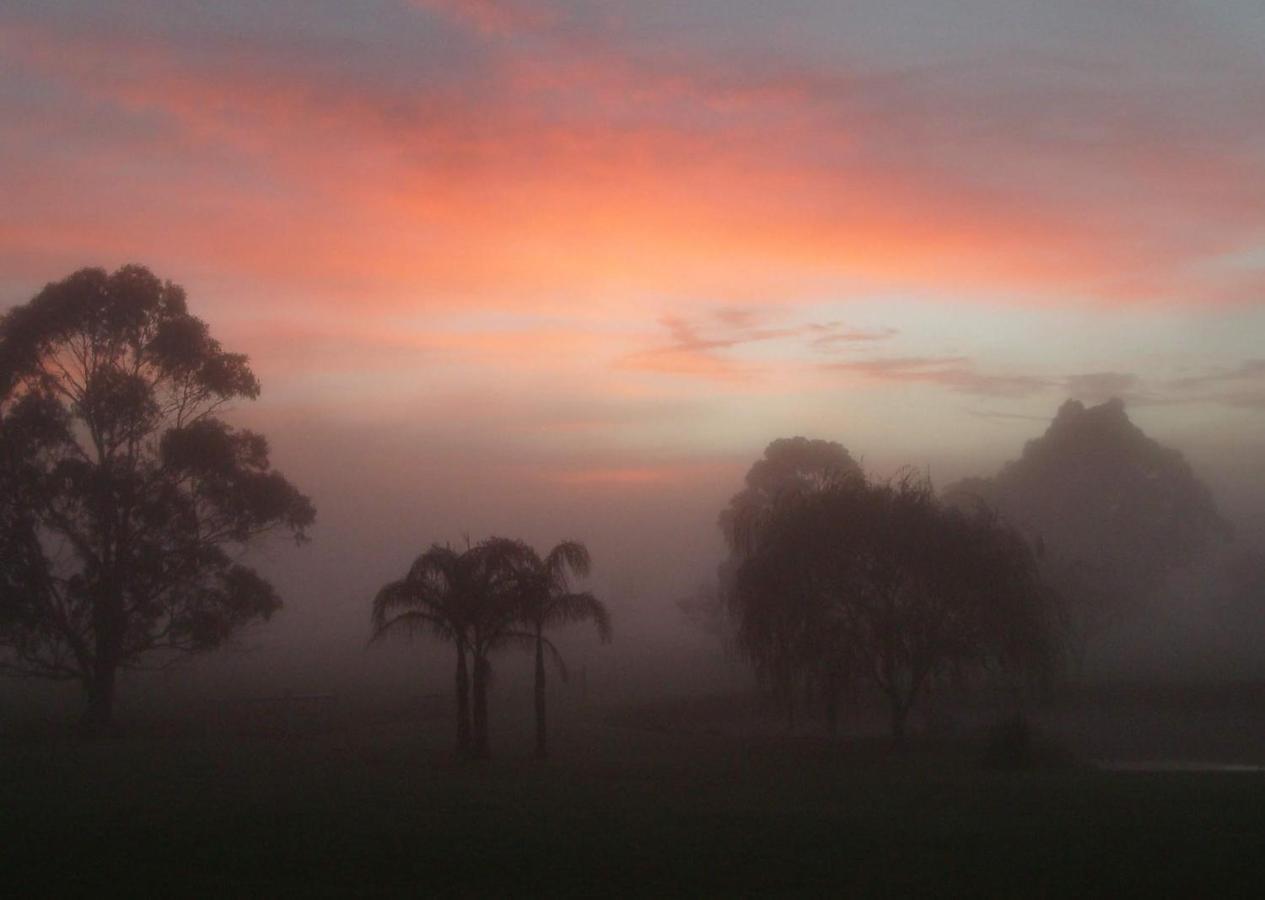 101 Oatlands Motel Mount Barker ภายนอก รูปภาพ